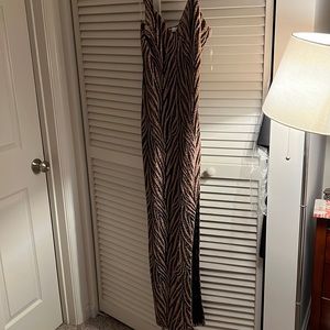 Evening dress with nylon material